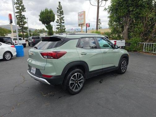 Cacti Green 2025 Chevrolet Trailblazer LT