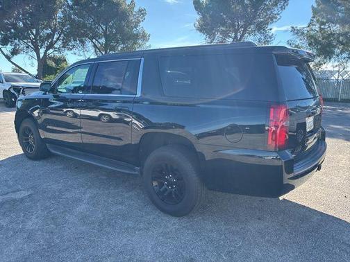 2016 Chevrolet Suburban LT