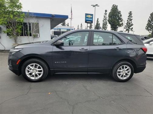 2022 Chevrolet Equinox LS