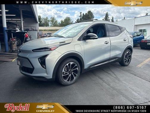 Silver Flare Metallic 2022 Chevrolet Bolt EUV Premier