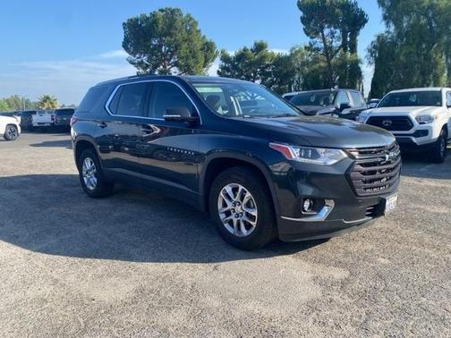 2018 Chevrolet Traverse LT Cloth
