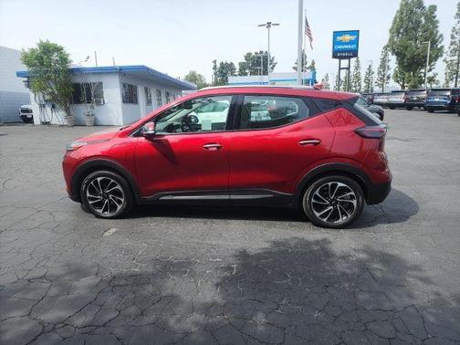 Cherry Red Tintcoat 2022 Chevrolet Bolt EUV FWD Premier