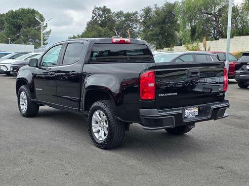 Black 2021 Chevrolet Colorado LT