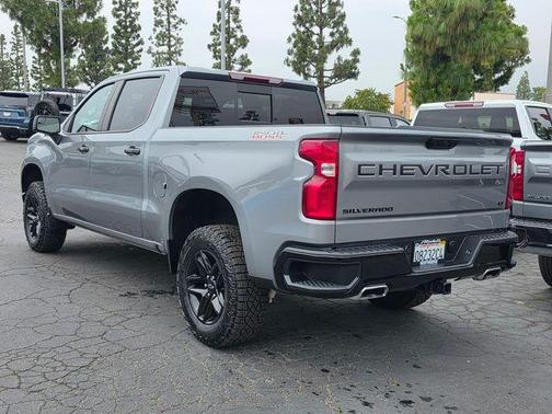 Sterling Gray Metallic 2024 Chevrolet Silverado 1500 LT Trail Boss