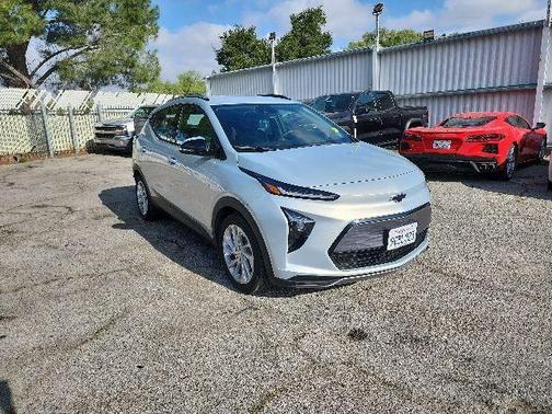 Silver Flare Metallic 2022 Chevrolet Bolt EUV LT