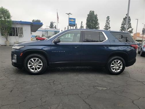 2023 Chevrolet Traverse LS
