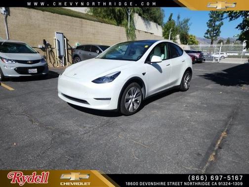 2022 Tesla Model Y Long Range Dual Motor All-Wheel Drive