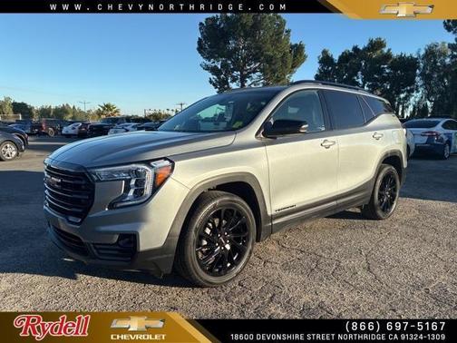 2024 GMC Terrain SLT