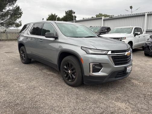 2023 Chevrolet Traverse LS