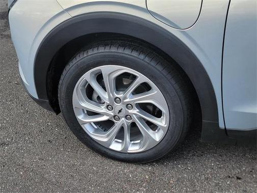 2023 Chevrolet Bolt EUV LT