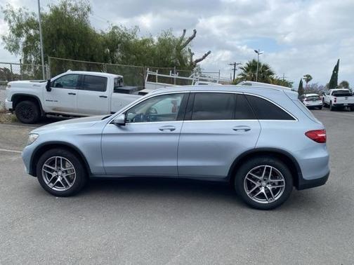2017 Mercedes-Benz GLC 300 Base