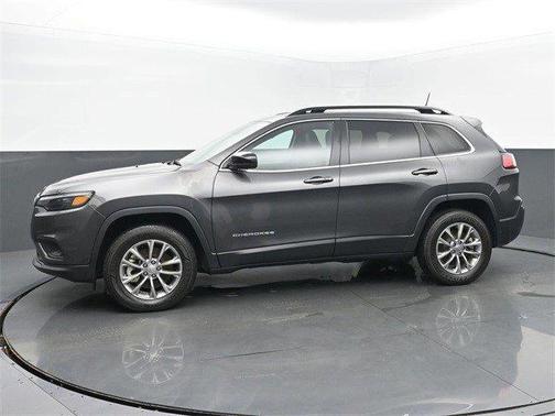 2022 Jeep Cherokee Latitude Lux