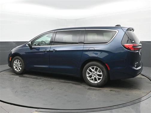2025 Chrysler Pacifica L