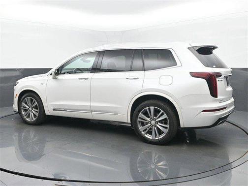 2022 Cadillac XT6 Premium Luxury AWD