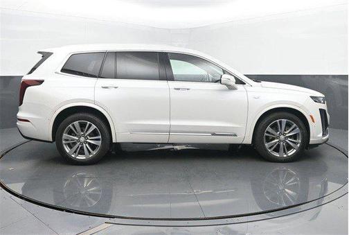 2022 Cadillac XT6 Premium Luxury AWD