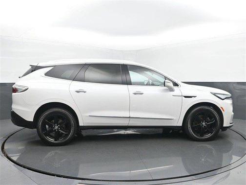 2023 Buick Enclave Essence AWD