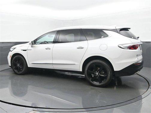 2023 Buick Enclave Essence AWD