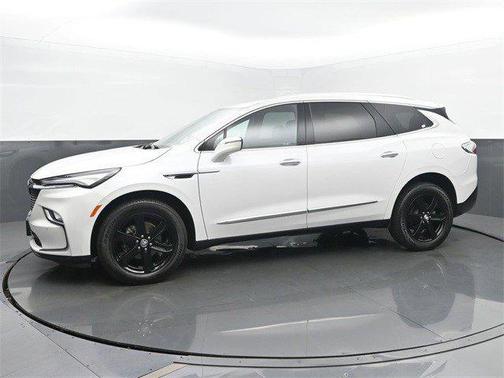 2023 Buick Enclave Essence AWD