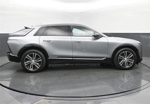 2025 Cadillac LYRIQ Luxury w/1SC