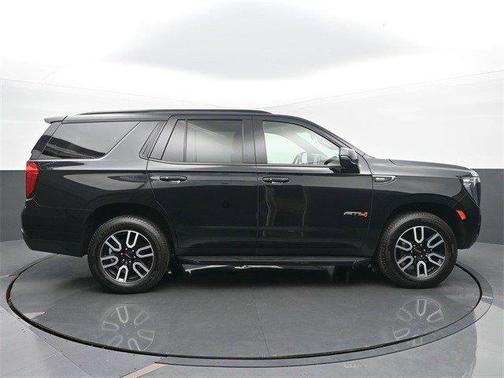 2021 GMC Yukon 4WD AT4