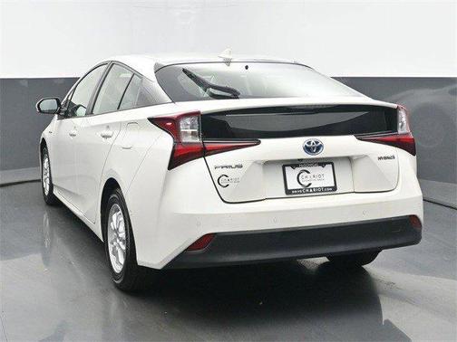 2019 Toyota Prius LE