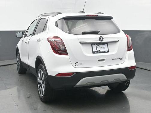 Summit White 2022 Buick Encore Preferred