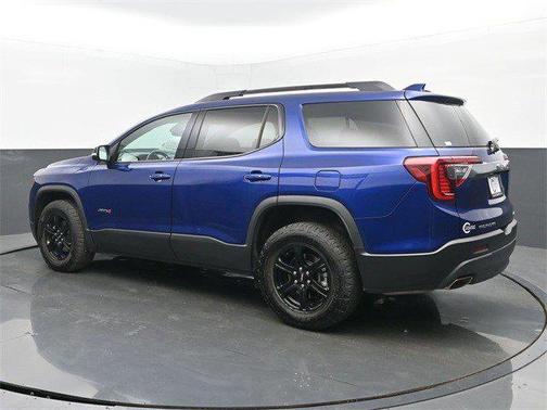 2023 GMC Acadia AWD AT4