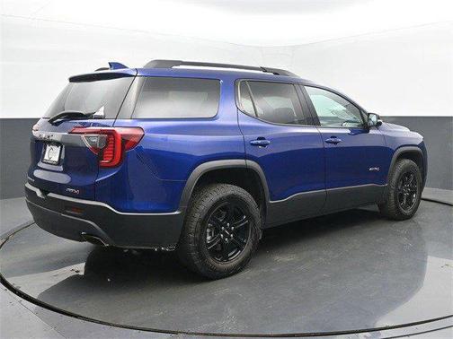 2023 GMC Acadia AWD AT4