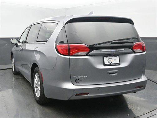 2018 Chrysler Pacifica LX