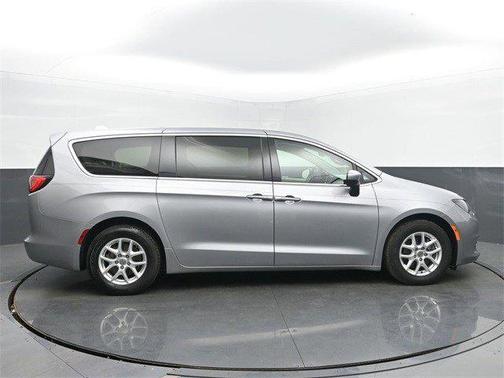 2018 Chrysler Pacifica LX