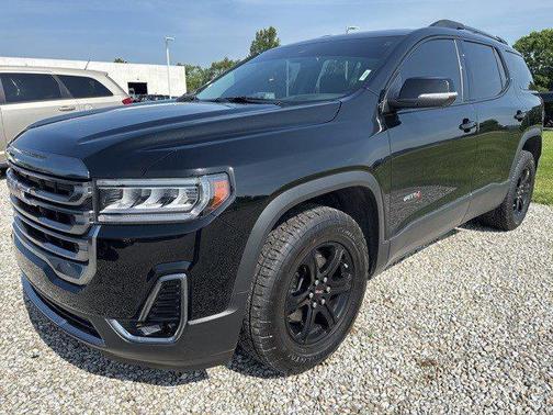 2023 GMC Acadia AWD AT4