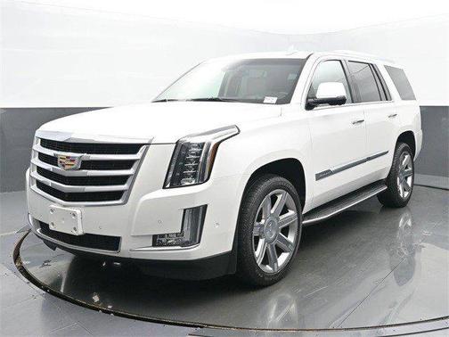 2017 Cadillac Escalade Luxury