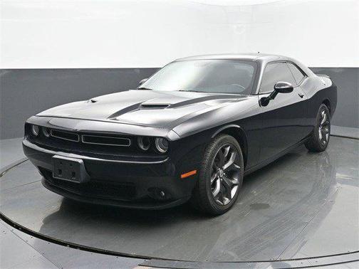 2017 Dodge Challenger SXT