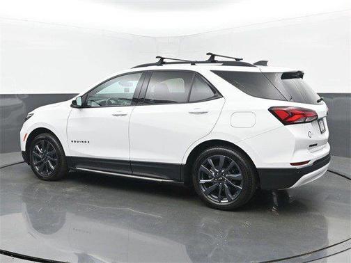 2022 Chevrolet Equinox FWD RS