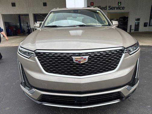 2022 Cadillac XT6 Premium Luxury AWD