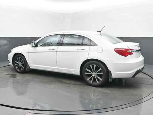 Bright White Clearcoat 2014 Chrysler 200 Touring