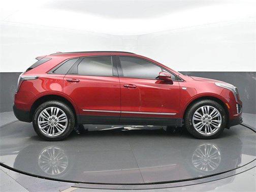 2020 Cadillac XT5 Sport