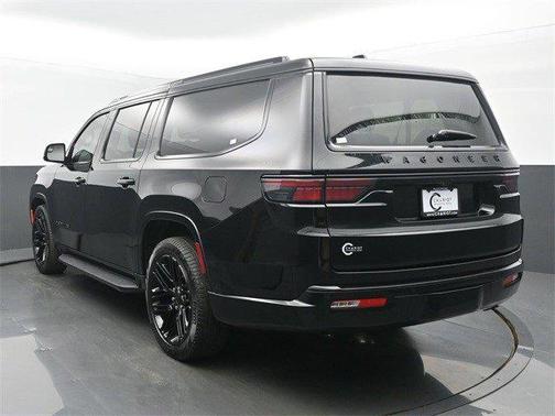 2024 Jeep Wagoneer L Series II Carbide 4x4