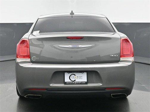 2019 Chrysler 300 Touring