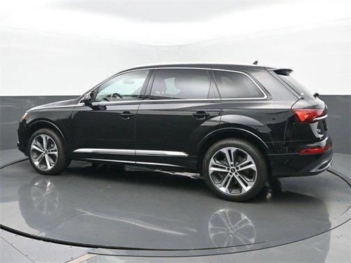 2021 Audi Q7 55 Premium Plus