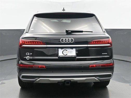 2021 Audi Q7 55 Premium Plus