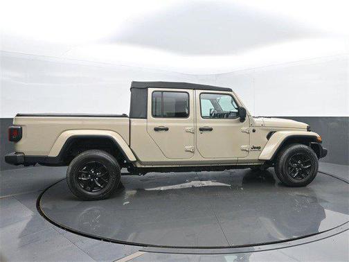 2022 Jeep Gladiator Sport S