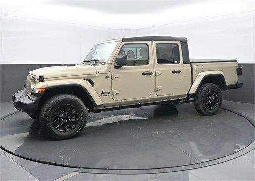 2022 Jeep Gladiator Sport S