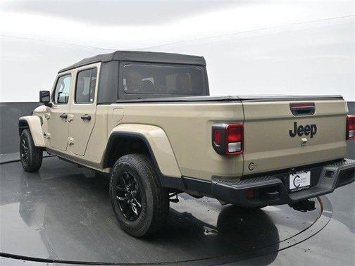 2022 Jeep Gladiator Sport S