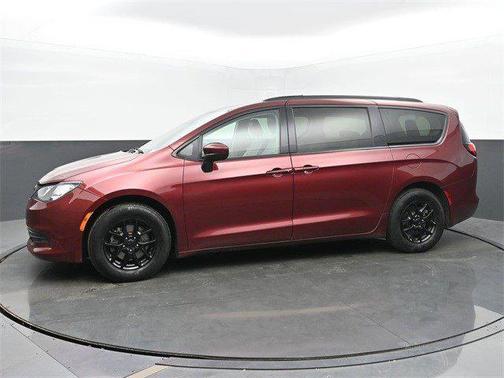 2020 Chrysler Voyager LXI