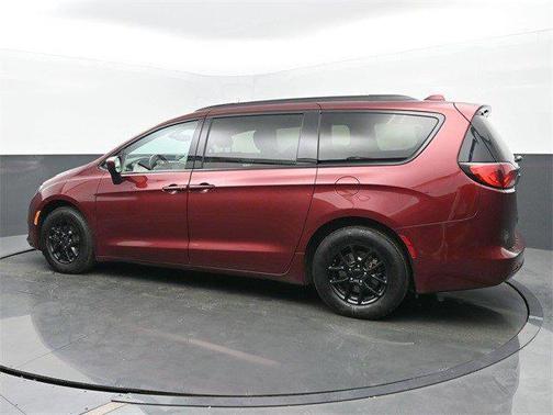 2020 Chrysler Voyager LXI