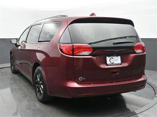 2020 Chrysler Voyager LXI