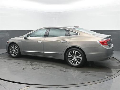 2017 Buick LaCrosse Essence