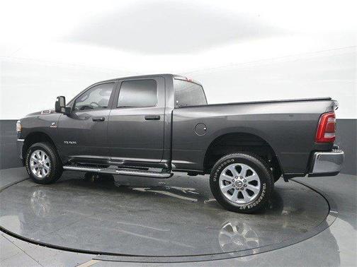 2023 RAM 2500 Big Horn Crew Cab 4x4 6'4' Box