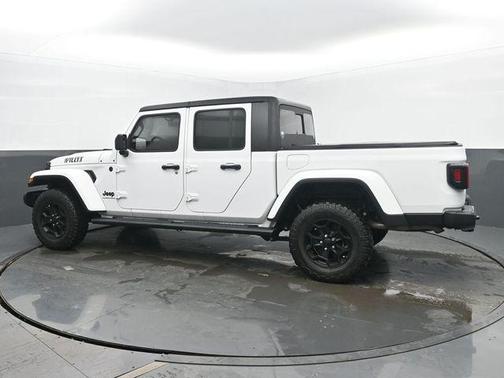 2023 Jeep Gladiator Willys 4x4